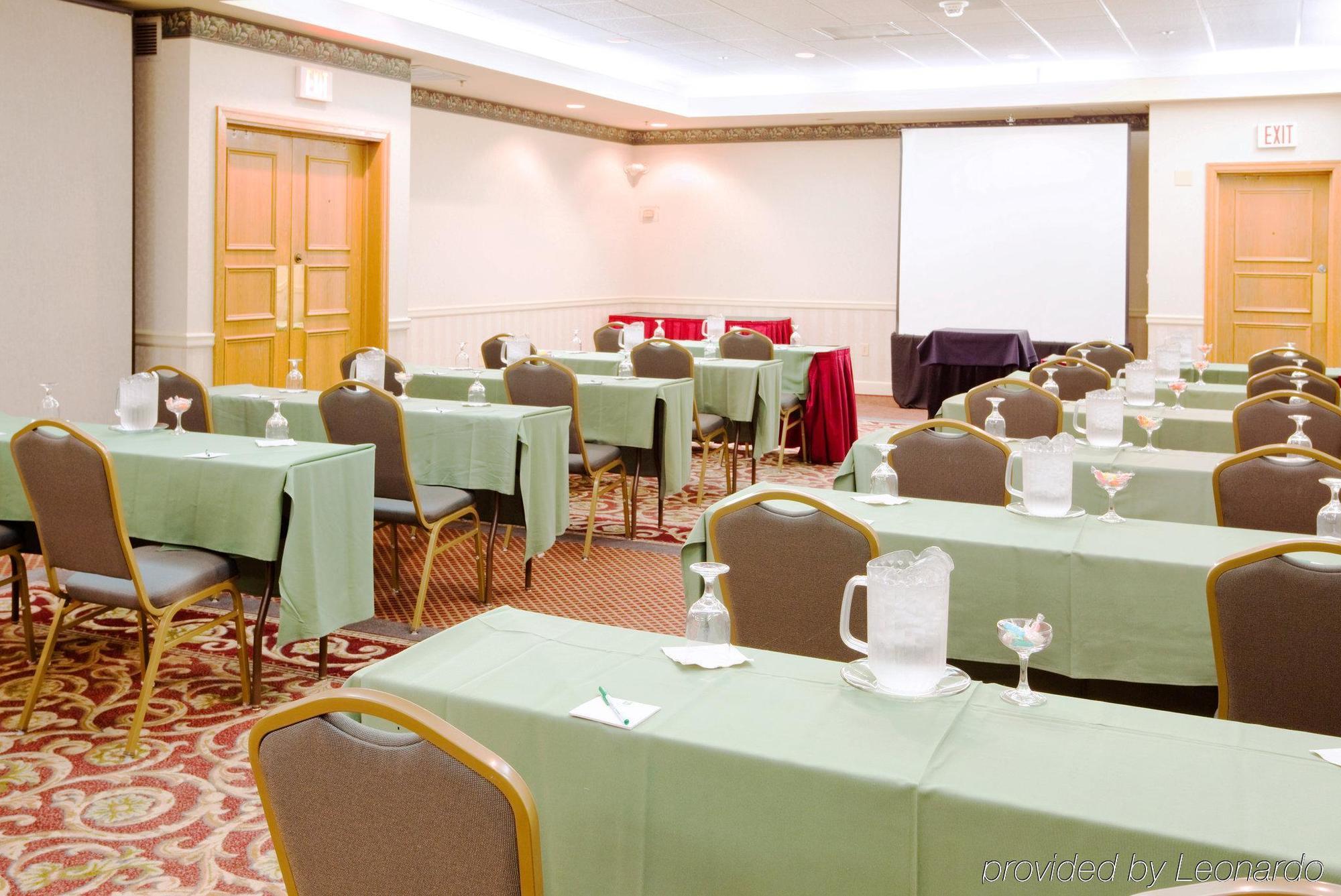 Doubletree By Hilton Raleigh Crabtree Valley Facilități foto