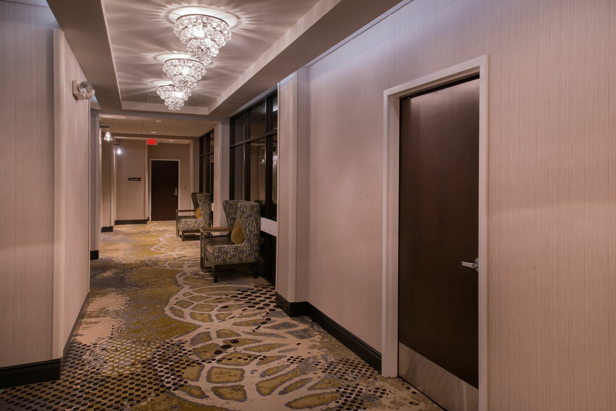 Doubletree By Hilton Raleigh Crabtree Valley Exterior foto